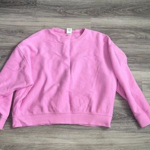 ribbed crewneck